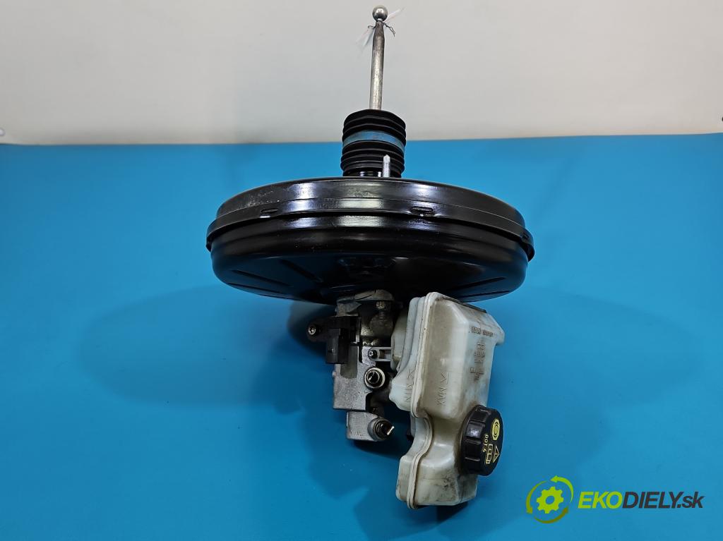 Vw Passat B8 2014 - 2.0 tdi 150 HP automatic 110 kW 1968 cm3 5- servo brzdové 5Q1614105CG