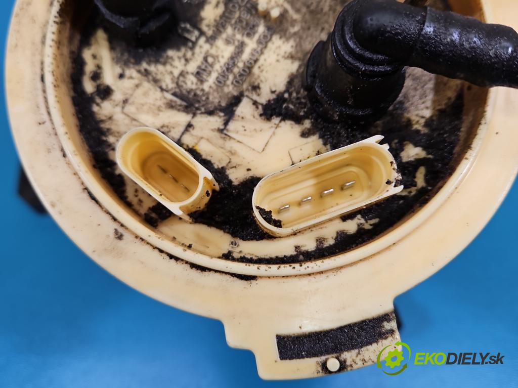 Vw Passat B8 2014 - 2.0 tdi 150 HP automatic 110 kW 1968 cm3 5- čerpadlo palivo 3Q0919050