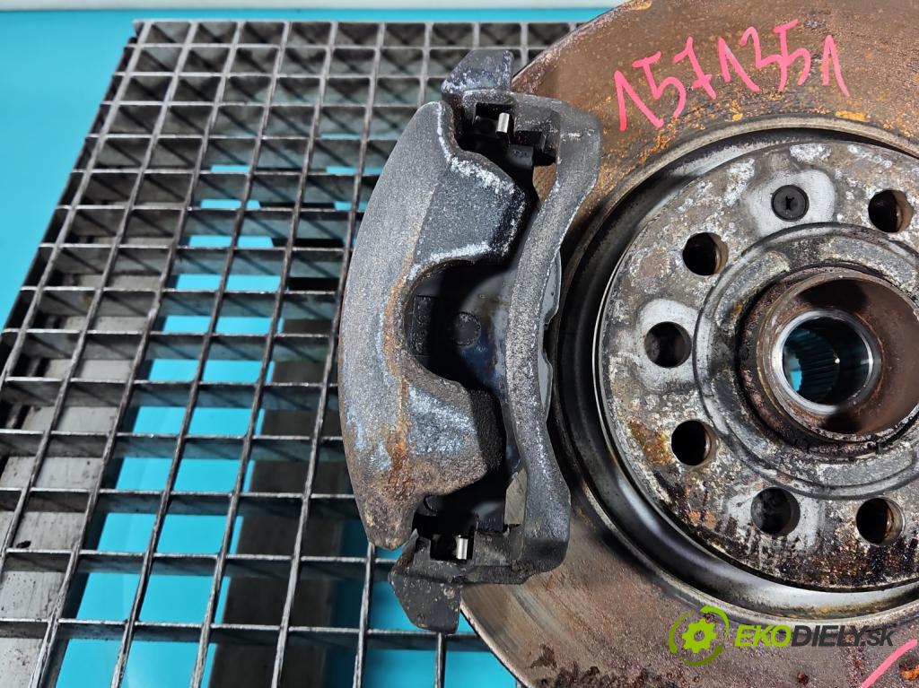 Vw Passat B8 2014 - 2.0 tdi 150 HP automatic 110 kW 1968 cm3 5- brzdič predné ľavý  (Kľučka dverí ostatné)