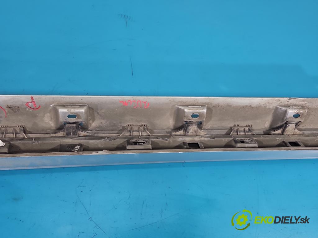 Vw Passat B8 2014 - 2.0 tdi 150 HP automatic 110 kW 1968 cm3 5- lišta práh: pravé 3G0853858 (Lišta prahová)