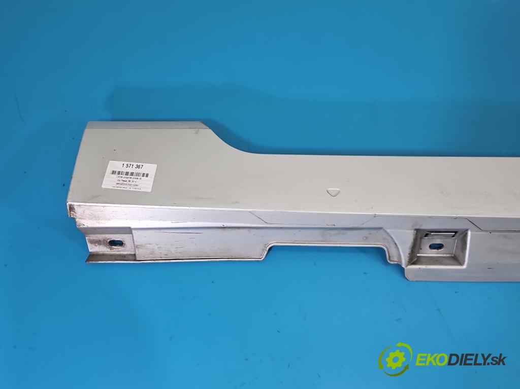 Vw Passat B8 2014 - 2.0 tdi 150 HP automatic 110 kW 1968 cm3 5- lišta práh: pravé 3G0853858 (Lišta prahová)