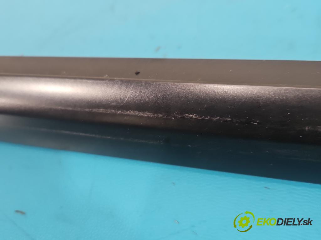 Vw Passat B8 2014 - 2.0 tdi 150 HP automatic 110 kW 1968 cm3 5- zábradlí: 3G9860028K