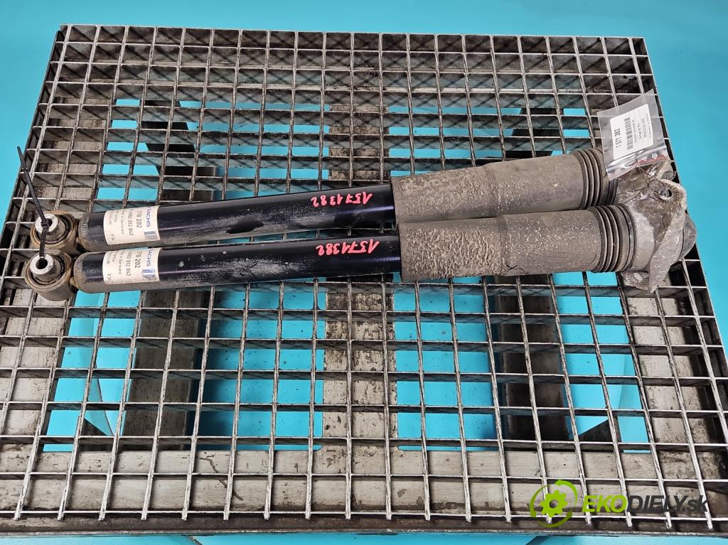 Vw Passat B8 2014 - 2.0 tdi 150 HP automatic 110 kW 1968 cm3 5- tlmič zadné komplet 