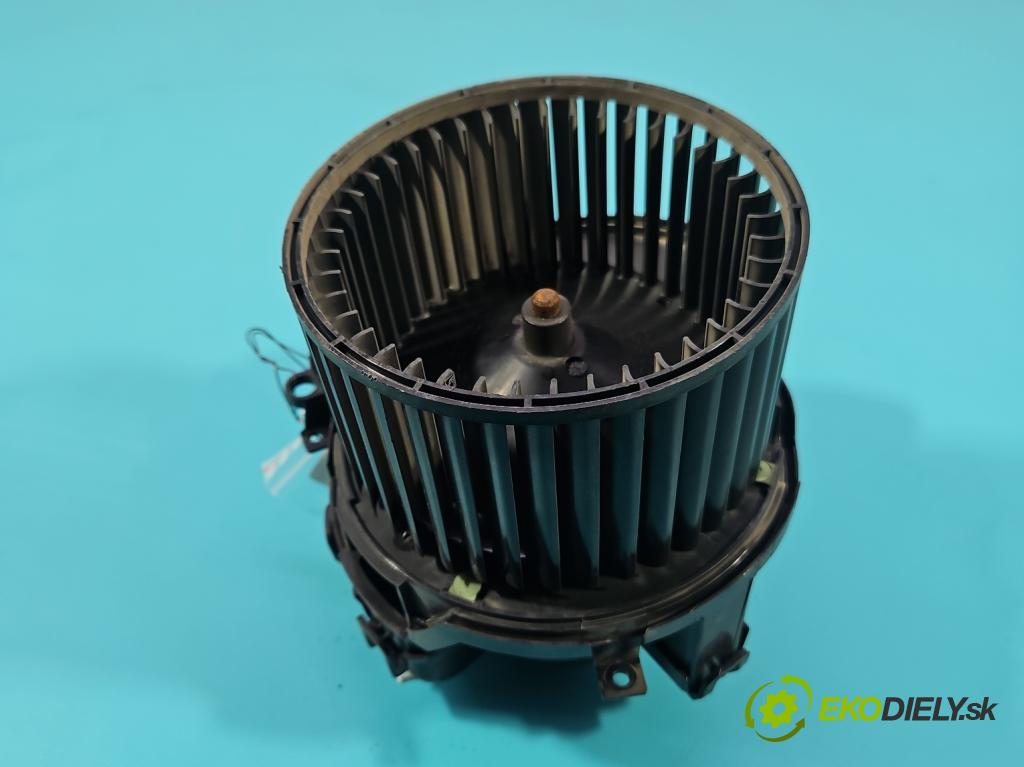 Dacia Duster III 24- 1.2 131 HP manual 96 kW 1199 cm3 5- ventilátor vzduchu 12289550