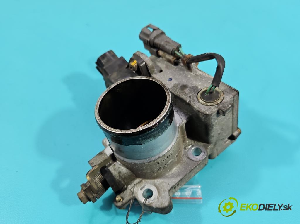 Toyota Corolla E12 2001-2009 2.0 D4D 90 hp manual 66 kW 1995 cm3 5- škrticí klapka  (Škrticí klapka)