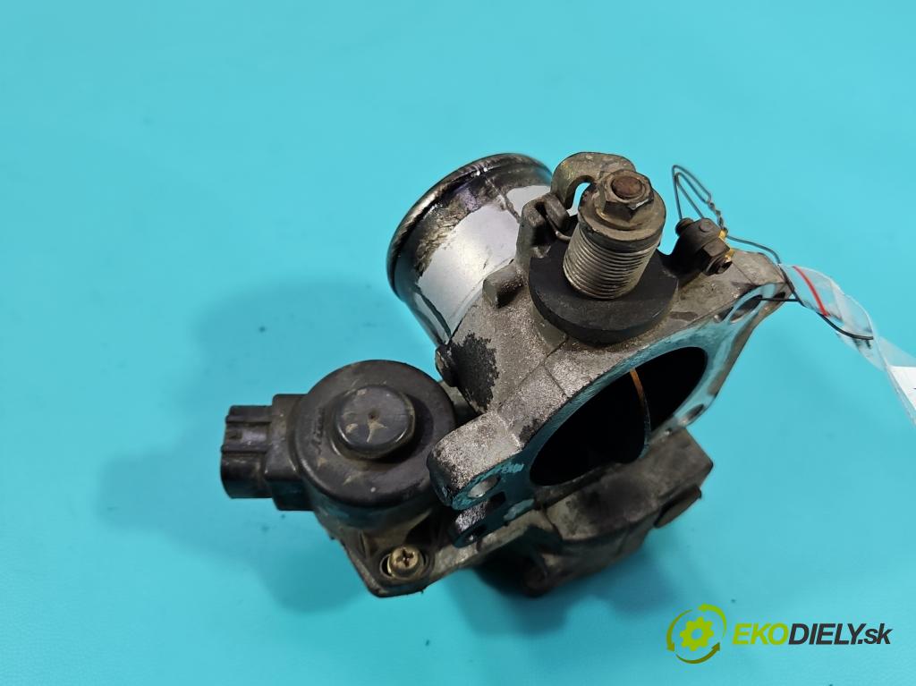 Toyota Corolla E12 2001-2009 2.0 D4D 90 hp manual 66 kW 1995 cm3 5- škrticí klapka  (Škrticí klapka)