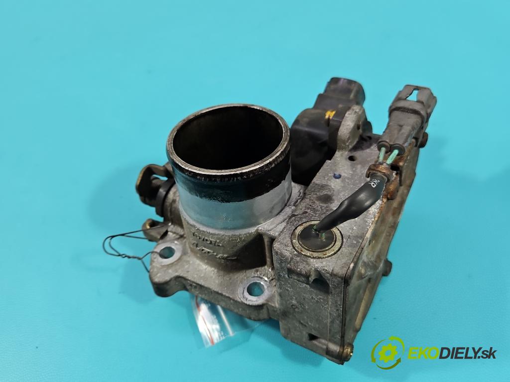 Toyota Corolla E12 2001-2009 2.0 D4D 90 hp manual 66 kW 1995 cm3 5- škrticí klapka  (Škrticí klapka)