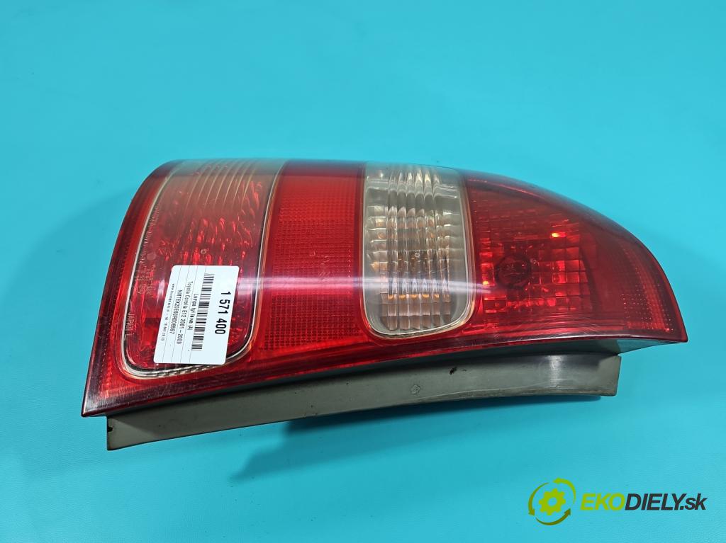 Toyota Corolla E12 2001-2009 2.0 D4D 90 hp manual 66 kW 1995 cm3 5- světlo zadní levé  (Klika dveří ostatní)