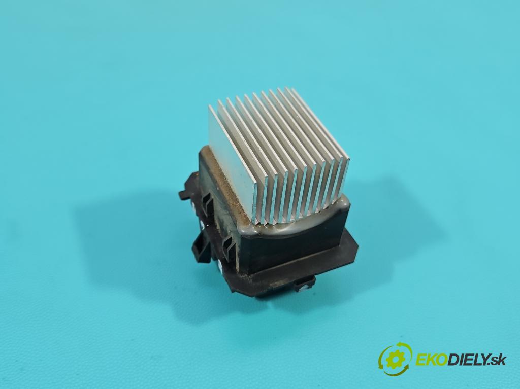 Dacia Duster III 24- 1.2 131 hp manual 96 kW 1199 cm3 5- rezistor T1033613F