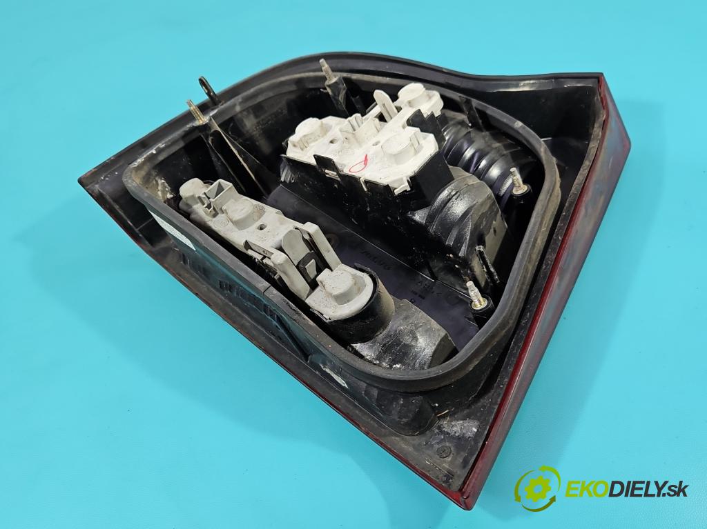 Volvo S80 I 1998-2006 2.5 TDI 140 HP manual 103 kW 2461 cm3 4- svetlo / reflektor zadné pravé 9154479 (Kľučka dverí ostatné)