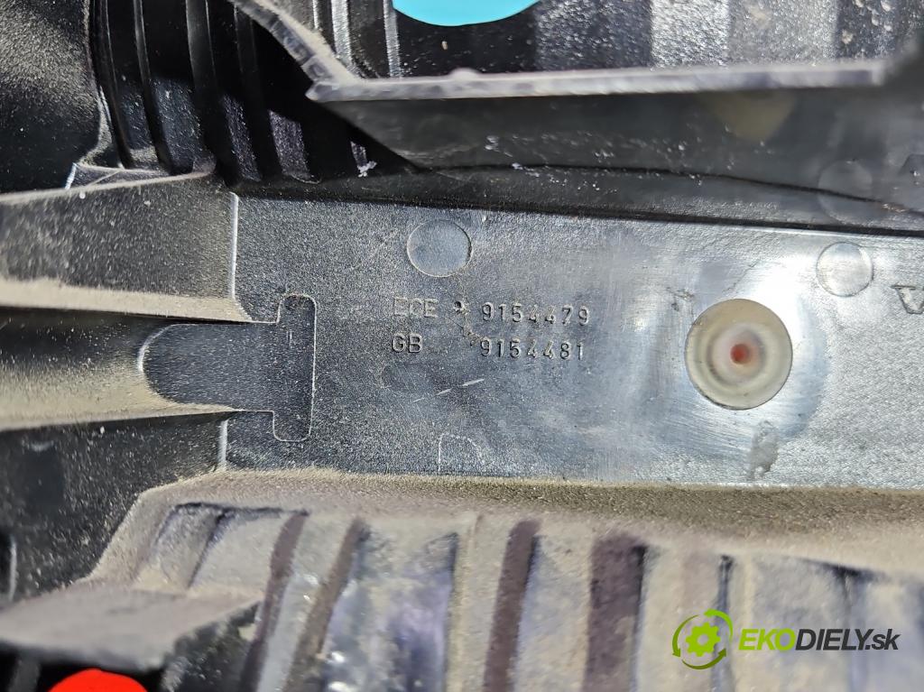 Volvo S80 I 1998-2006 2.5 TDI 140 HP manual 103 kW 2461 cm3 4- svetlo / reflektor zadné pravé 9154479 (Kľučka dverí ostatné)