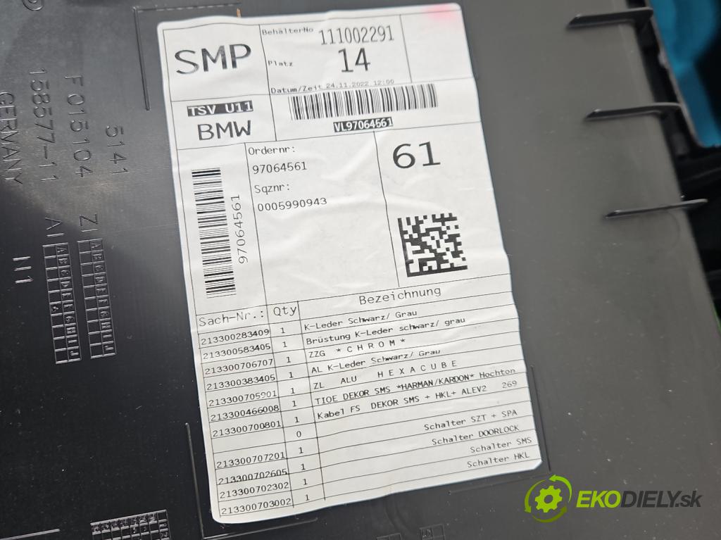 Bmw iX1 U11 0.0 elektrický: 272 HP automatic 200 kW 1 cm3 5- Čalounictví: dvere predné ľavé 158577-11