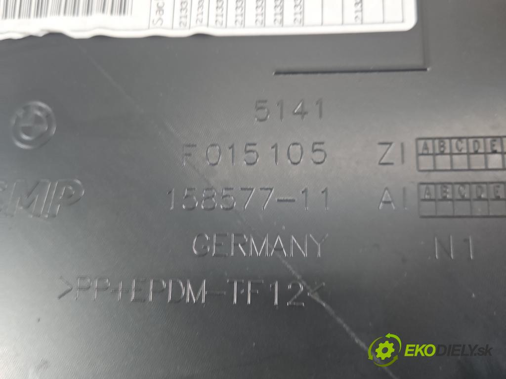 Bmw iX1 U11 0.0 elektrický: 272 HP automatic 200 kW 1 cm3 5- Čalounictví: dvere predné pravé F015105