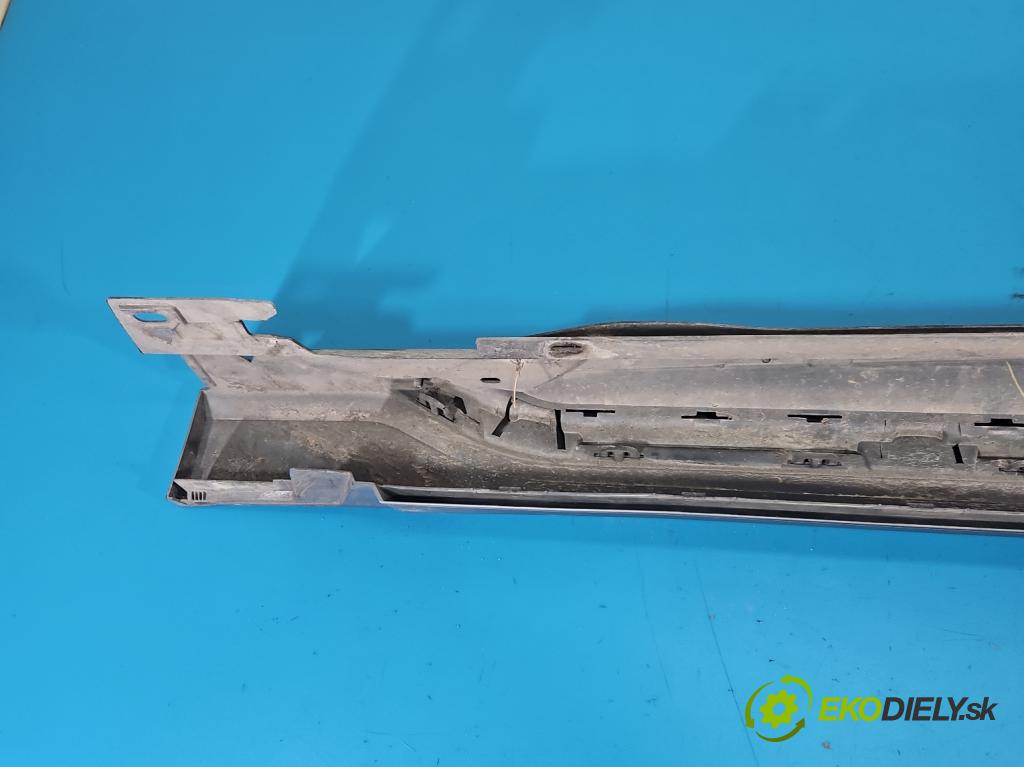 Bmw iX1 U11 0.0 elektrický: 272 HP automatic 200 kW 1 cm3 5- lišta práh: ľavé 5A01681 (Lišta prahová)