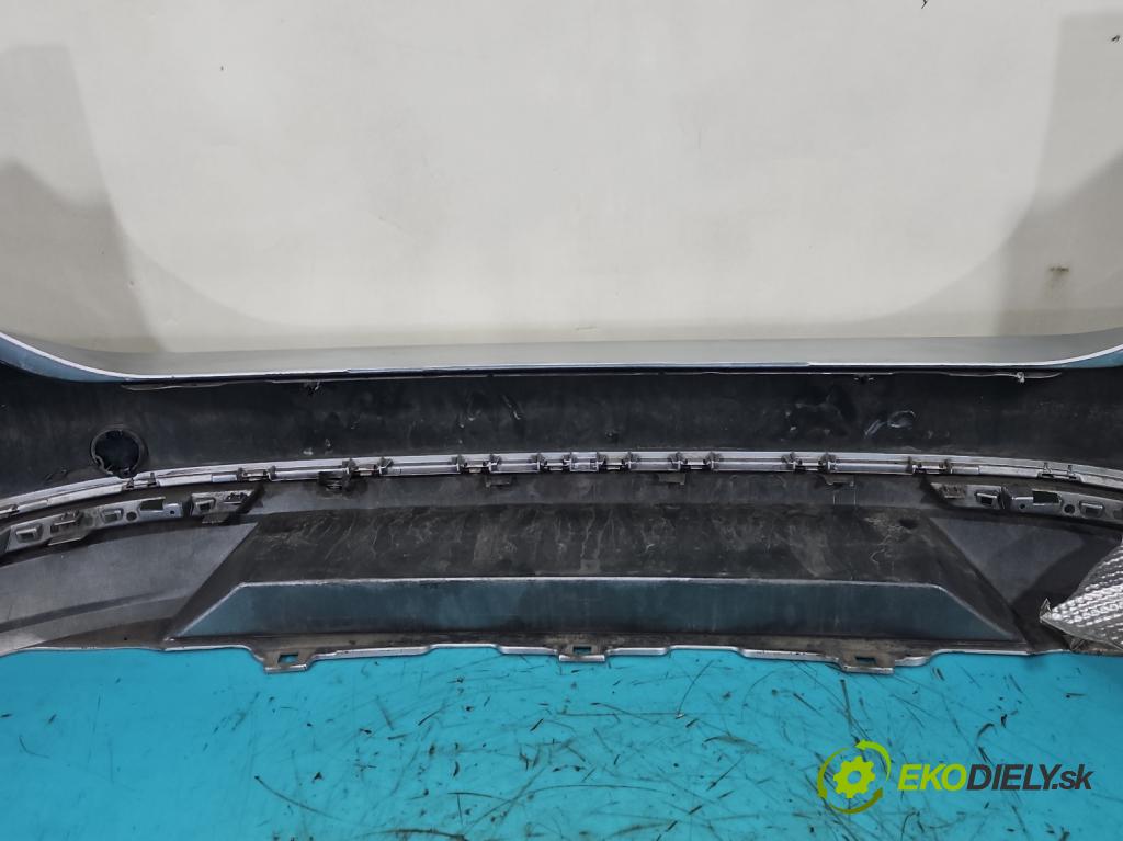 Vw Passat B8 2014 - 2.0 tdi 150 HP automatic 110 kW 1968 cm3 5- nárazník zadné  (Kľučka dverí ostatné)