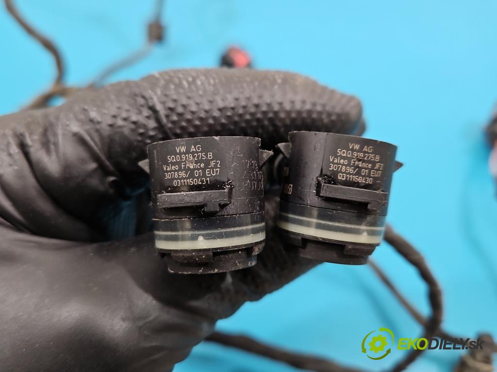 Vw Passat B8 2014 - 2.0 tdi 150 hp automatic 110 kW 1968 cm3 5- snímač parkování 3G9971104