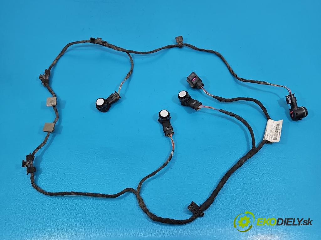 Vw Passat B8 2014 - 2.0 tdi 150 hp automatic 110 kW 1968 cm3 5- snímač parkování 3G9971104