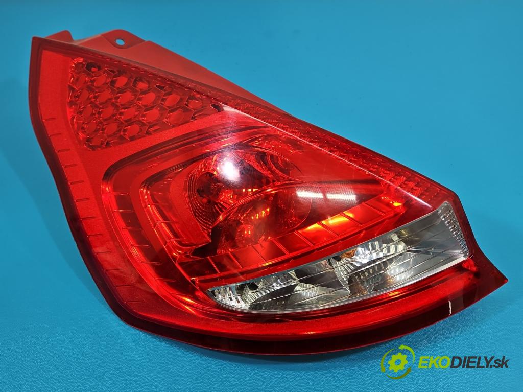 Ford Fiesta Mk7 2008-2017 1.2 16V 82 HP manual 60 kW 1242 cm3 3- svetlo / reflektor zadné ľavé 8A61-13405-A (Kľučka dverí ostatné)