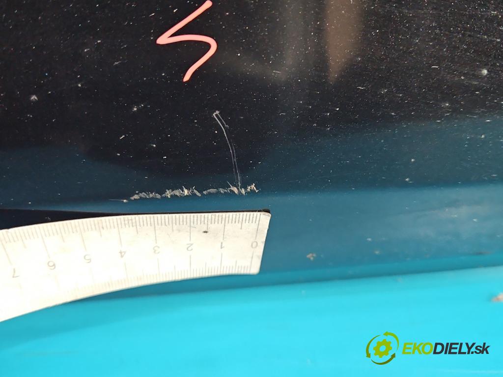 Ford Fiesta Mk7 2008-2017 1.2 16V 82 hp manual 60 kW 1242 cm3 3- dveře přední pravé  (Klika dveří ostatní)