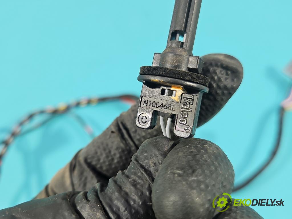 Dacia Duster III 24- 1.2 131 HP manual 96 kW 1199 cm3 5- Zväzok: ostatné T907322