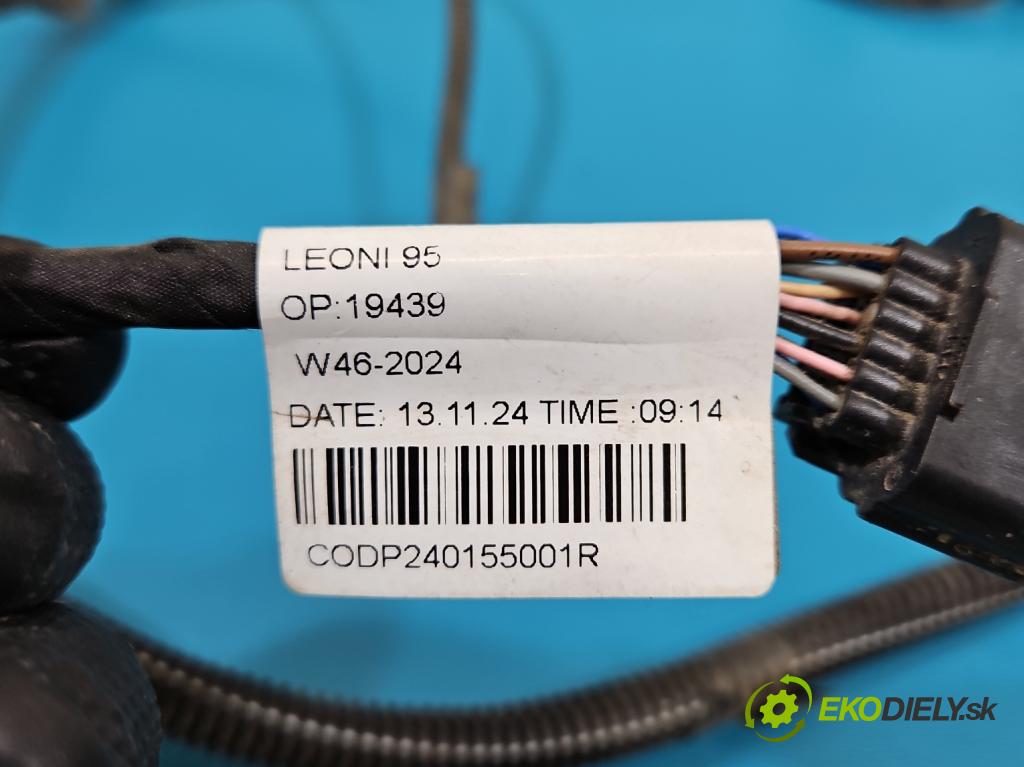 Dacia Duster III 24- 1.2 131 HP manual 96 kW 1199 cm3 5- Zväzok: nárazník zadné 240155001R