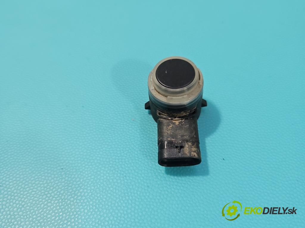 Dacia Duster III 24- 1.2 131 hp manual 96 kW 1199 cm3 5- snímač parkování 284388091R