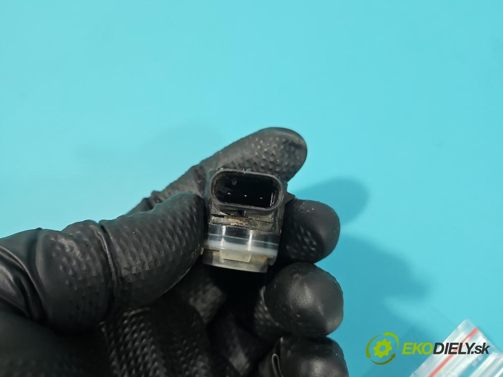 Dacia Duster III 24- 1.2 131 hp manual 96 kW 1199 cm3 5- snímač parkování 284388091R