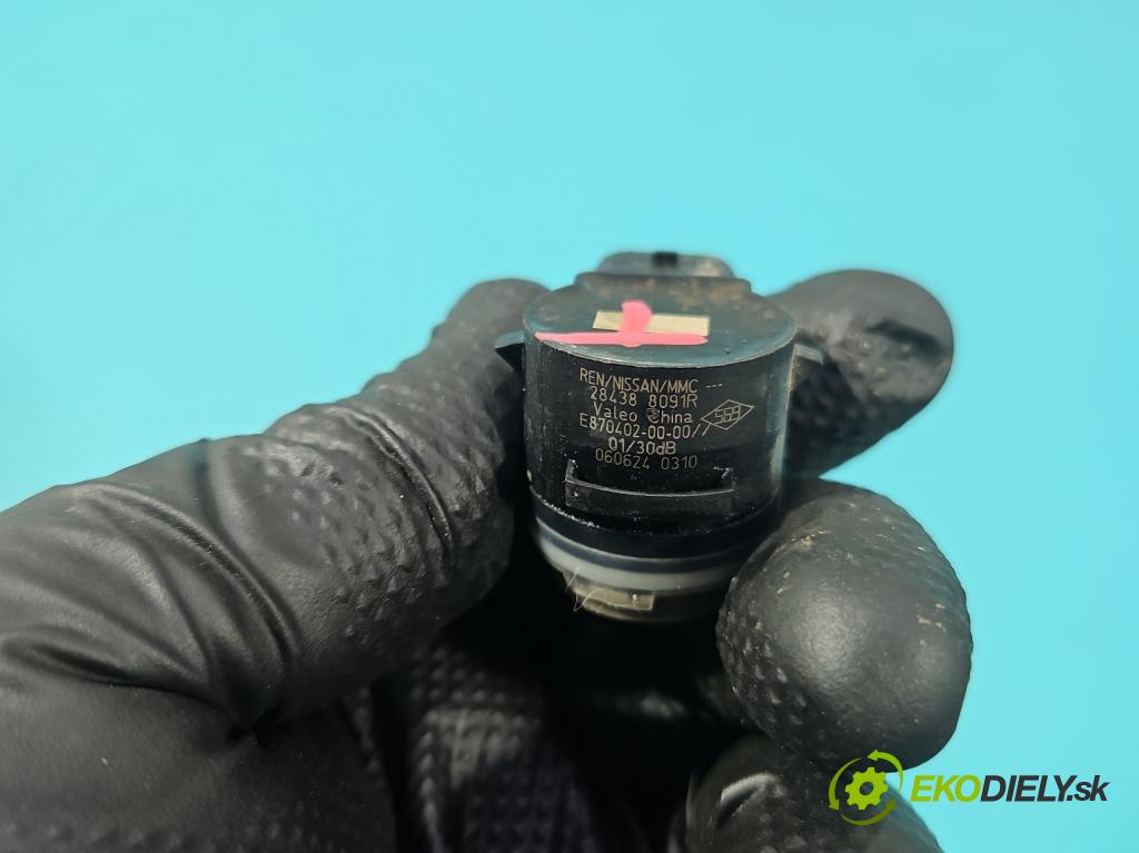Dacia Duster III 24- 1.2 131 hp manual 96 kW 1199 cm3 5- snímač parkování 284388091R