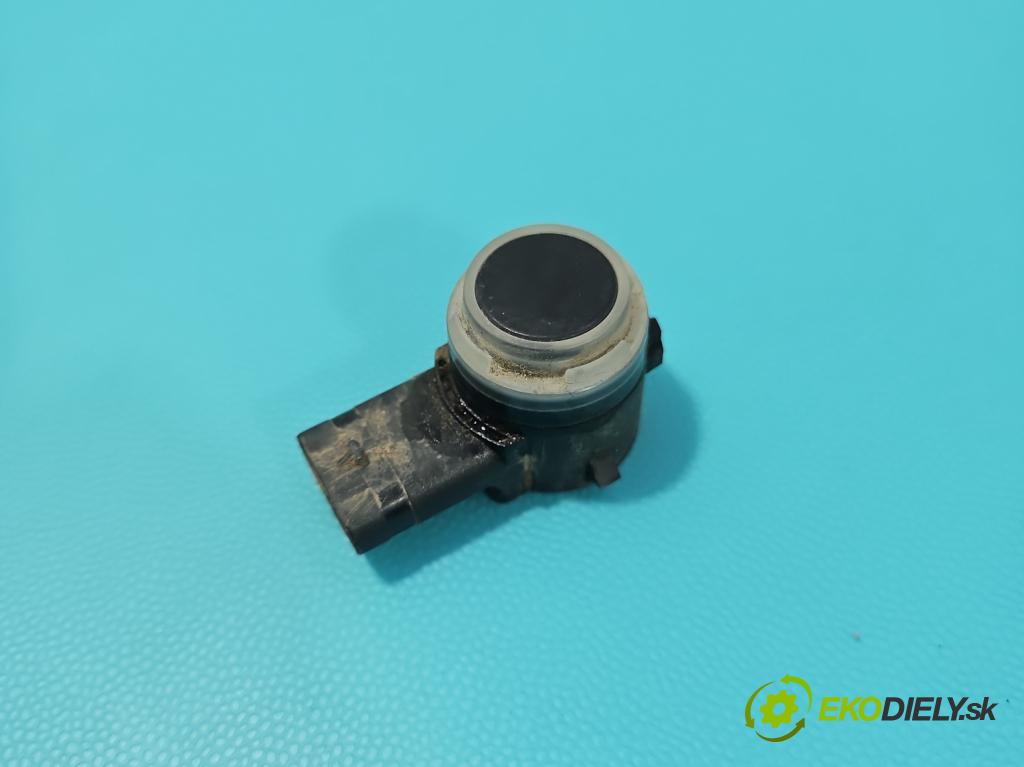 Dacia Duster III 24- 1.2 131 hp manual 96 kW 1199 cm3 5- snímač parkování 284388091R