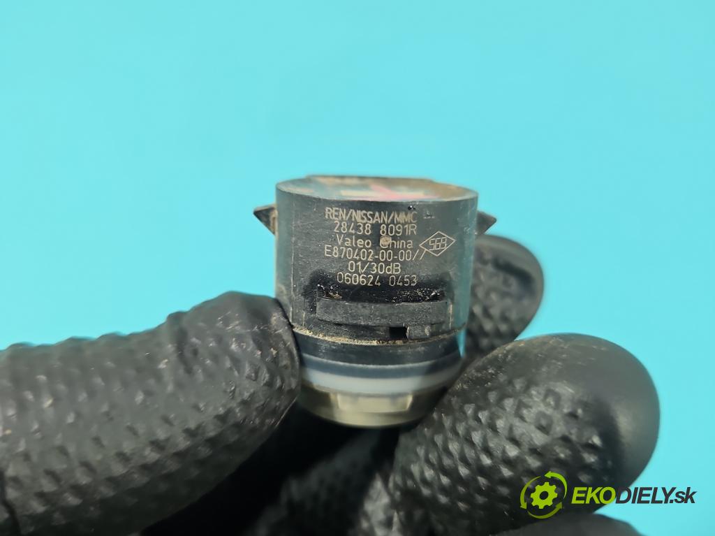 Dacia Duster III 24- 1.2 131 hp manual 96 kW 1199 cm3 5- snímač parkování 284388091R