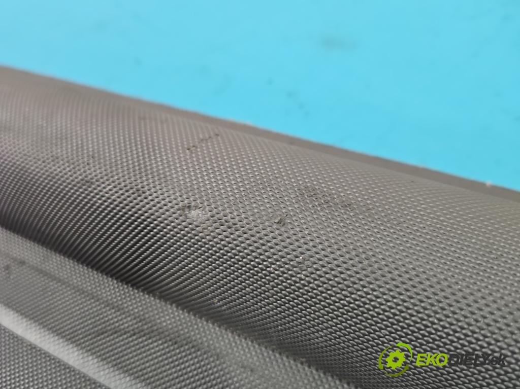 Vw Passat B5 1995-2005 1.9 tdi 131 hp manual 96 kW 1896 cm3 5- roleta  (Roleta zavazadlového prostoru)