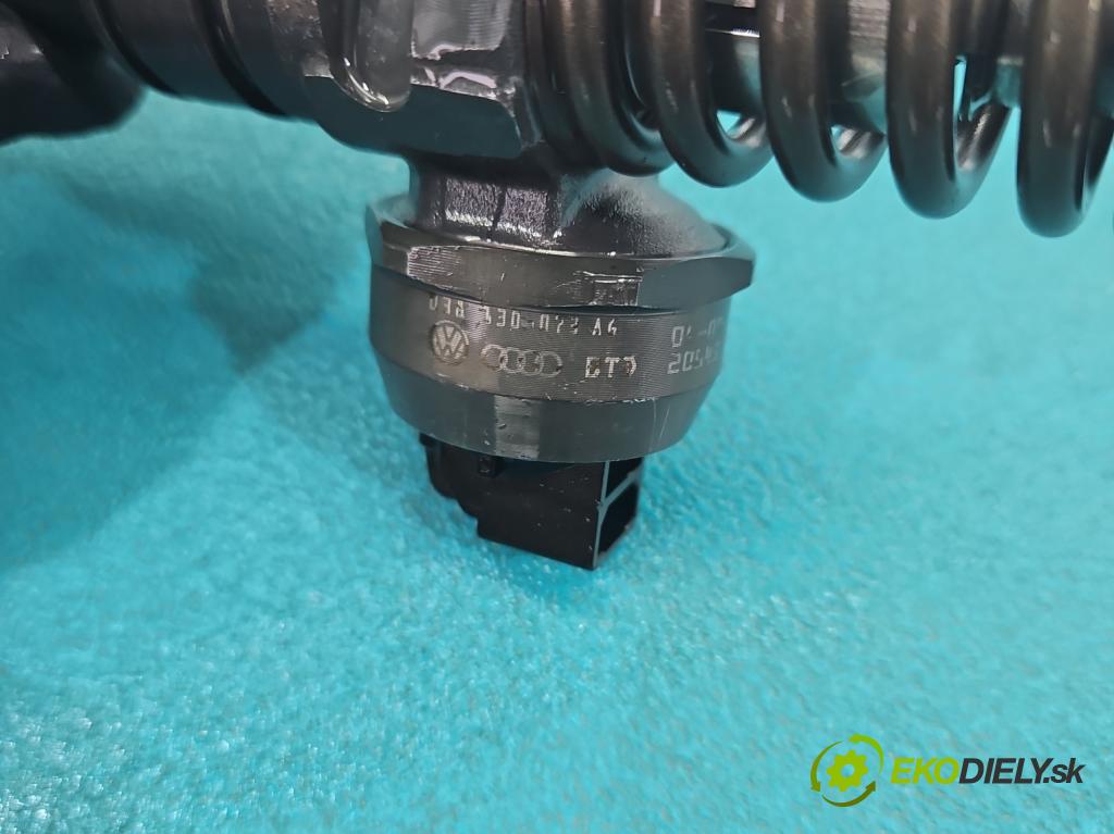 Skoda Octavia II 2004-2013 1.9 tdi BKC 105 HP manual 77 kW 1896 cm3 5- vstrekovacie čerpadlo 0414720215 (Vstrekovač paliva)