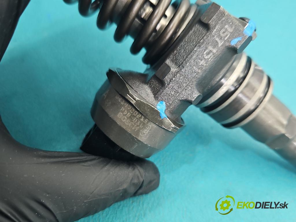 Vw Passat B6 2005-2010 1.9 tdi 105 hp manual 77 kW 1896 cm3 4- vstřikovací čerpadlo 0414720215 (Vstřikovač paliva)