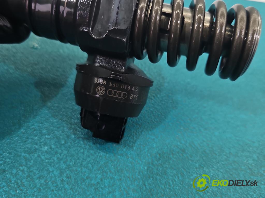 Audi A3 8P 2003-2012 1.9 tdi BKC 105 HP manual 77 kW 1896 cm3 3- vstrekovacie čerpadlo 0414720215 (Vstrekovač paliva)