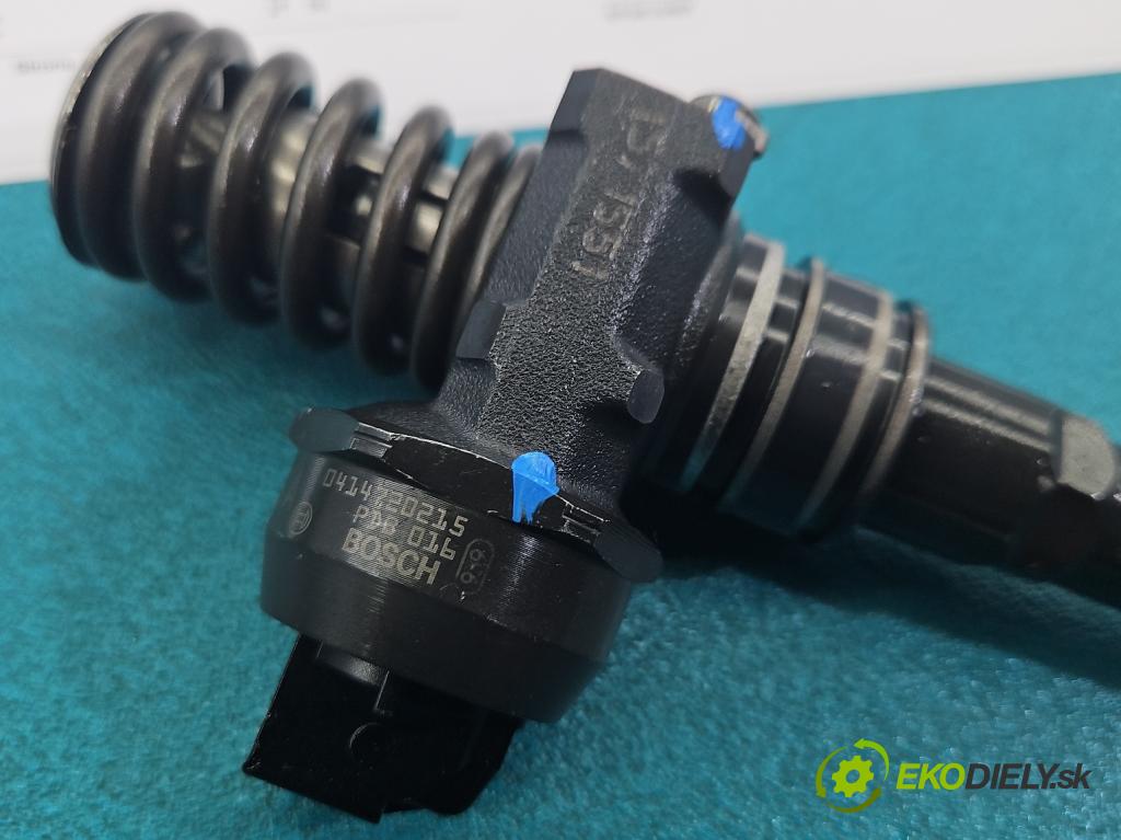 Audi A3 8P 2003-2012 1.9 tdi BKC 105 HP manual 77 kW 1896 cm3 3- vstrekovacie čerpadlo 0414720215 (Vstrekovač paliva)