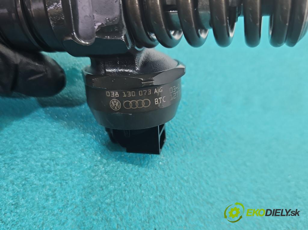 Audi A3 8P 2003-2012 1.9 tdi BKC 105 HP manual 77 kW 1896 cm3 3- vstrekovacie čerpadlo 0414720215 (Vstrekovač paliva)