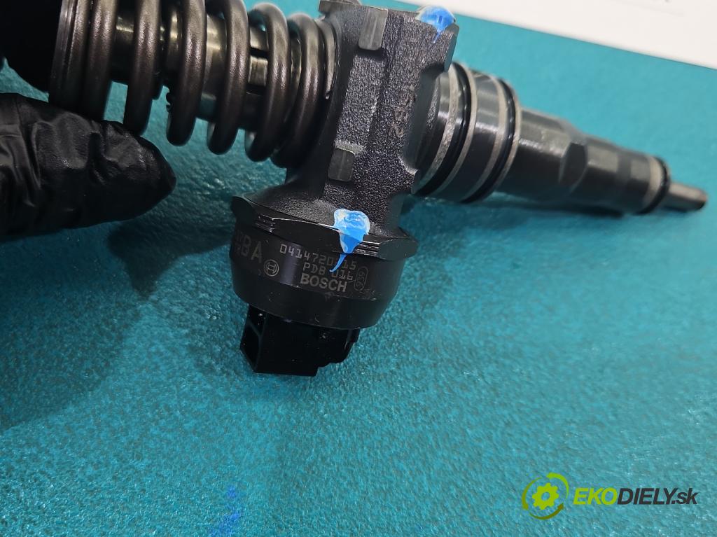 Vw Passat B6 2005-2010 1.9 tdi 105 HP manual 77 kW 1896 cm3 4- vstrekovacie čerpadlo 0414720215 (Vstrekovač paliva)