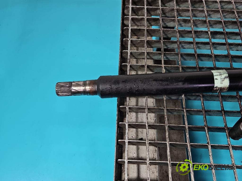 Alfa romeo Giulietta 1.6 jtd 105 HP manual 77 kW 1598 cm3 5- poloos predné pravé 55213053