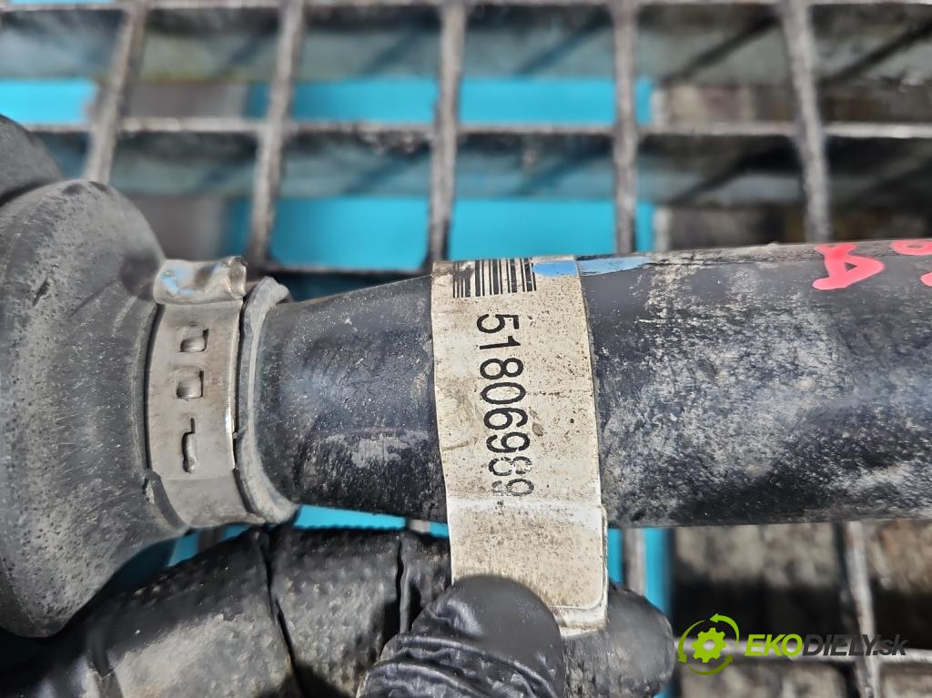 Alfa romeo Giulietta 1.6 jtd 105 HP manual 77 kW 1598 cm3 5- poloos predné ľavé 51806989