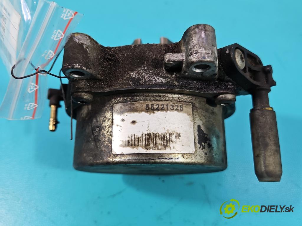 Alfa romeo Giulietta 1.6 jtd 105 hp manual 77 kW 1598 cm3 5- čerpadlo vákuum 55221325