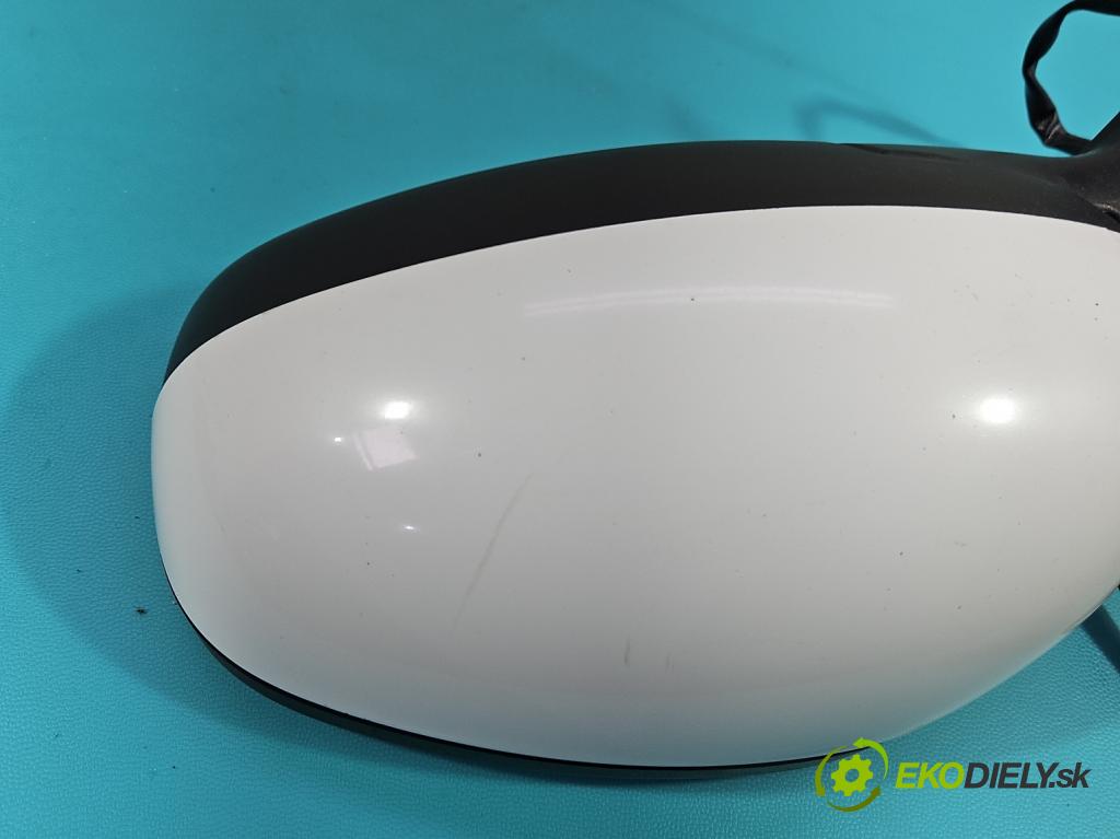 Skoda Fabia II 2007-2014 1.6 tdi CAYA 105 HP manual 77 kW 1598 cm3 5- zrkadlo ľavé 5J1857501CD (Kľučka dverí ostatné)