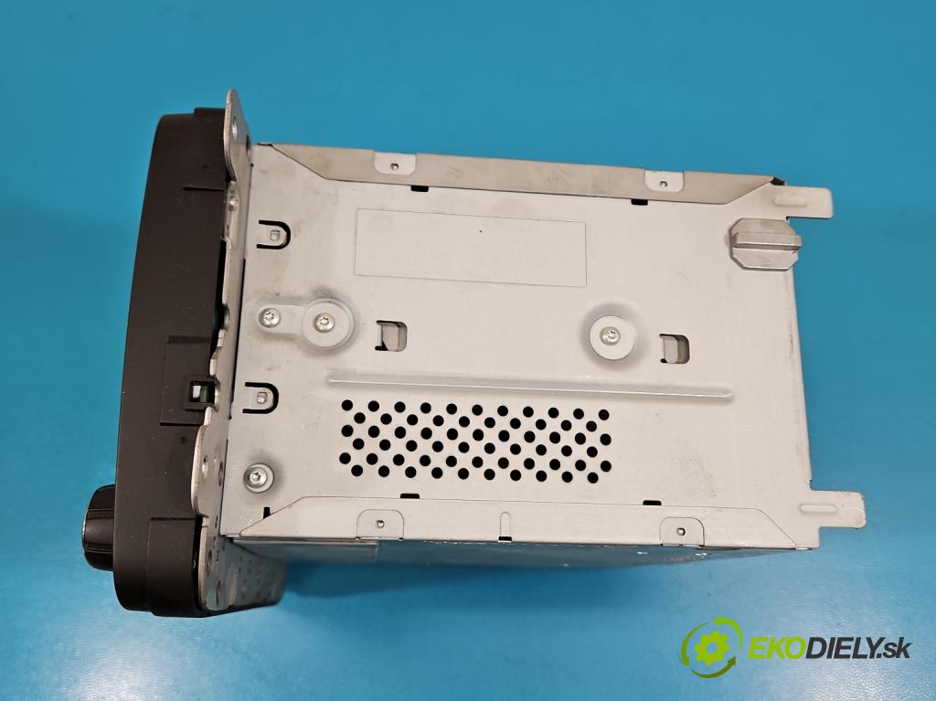 Skoda Fabia II 2007-2014 1.6 tdi CAYA 105 HP manual 77 kW 1598 cm3 5- Radio originál 5J0035161G