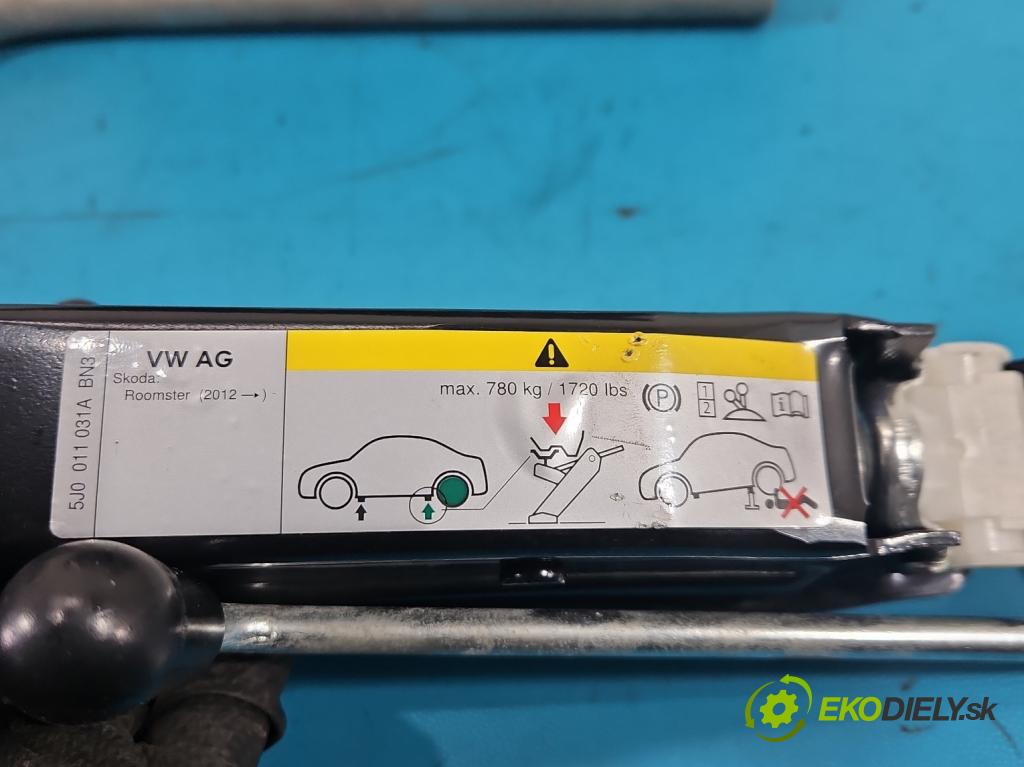 Skoda Fabia II 2007-2014 1.6 tdi CAYA 105 HP manual 77 kW 1598 cm3 5- mechanizmus okna automobilovy 5J0011031A