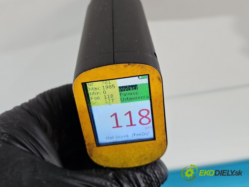 Skoda Fabia II 2007-2014 1.6 tdi CAYA 105 hp manual 77 kW 1598 cm3 5- dveře přední levé  (Klika dveří ostatní)