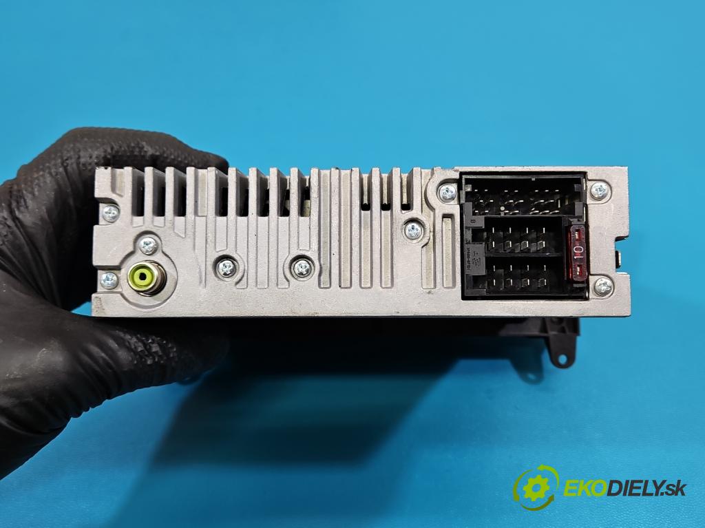 Mercedes Sprinter II 906 2006-  2.2 cdi 109 HP manual 80 kW 2148 cm3 5- Radio originál A90682000079