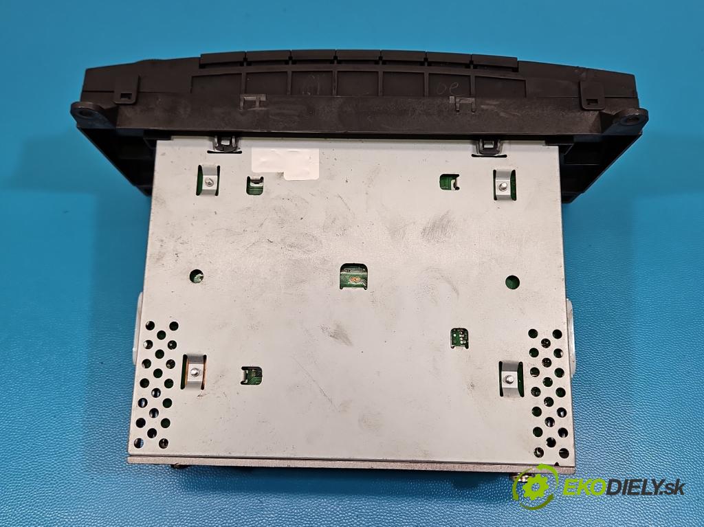 Mercedes Sprinter II 906 2006-  2.2 cdi 109 HP manual 80 kW 2148 cm3 5- Radio originál A90682000079