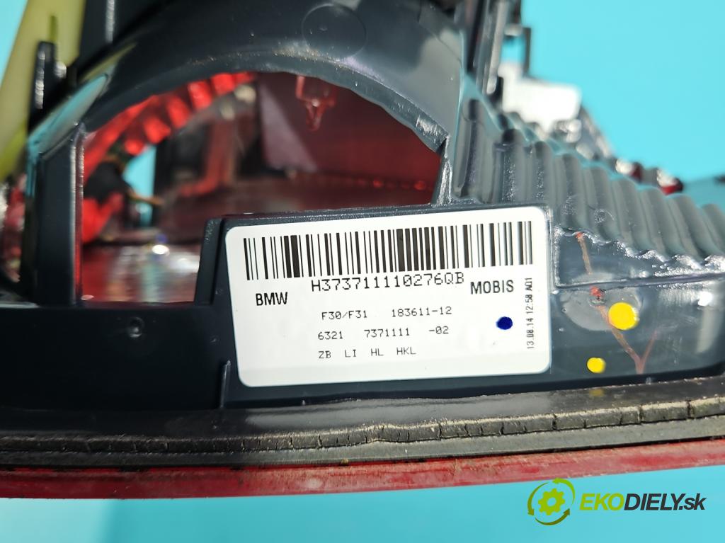 Bmw 3 F30 2011-2018 2.0d N47D20 184hp automatic 135 kW 1995 cm3 5- svetlo / reflektor zadné ľavé 7371111-02 (Kľučka dverí ostatné)