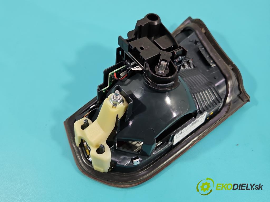 Bmw 3 F30 2011-2018 2.0d N47D20 184hp automatic 135 kW 1995 cm3 5- svetlo / reflektor zadné ľavé 7371111-02 (Kľučka dverí ostatné)