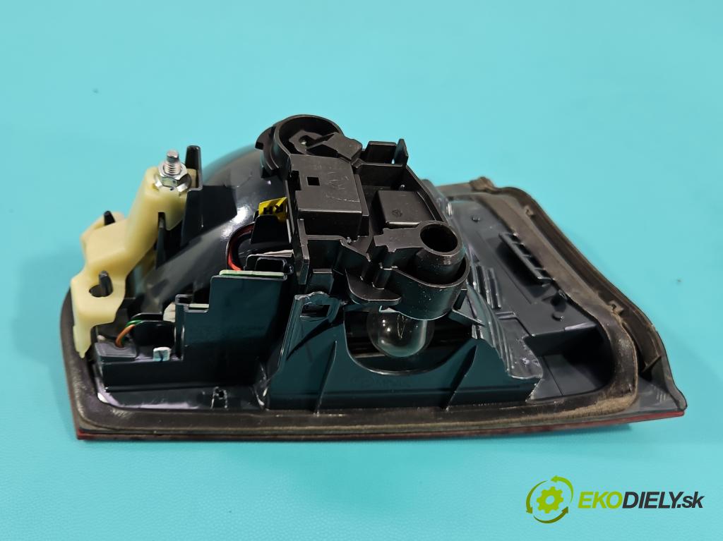 Bmw 3 F30 2011-2018 2.0d N47D20 184hp automatic 135 kW 1995 cm3 5- svetlo / reflektor zadné pravé 7371112 (Kľučka dverí ostatné)