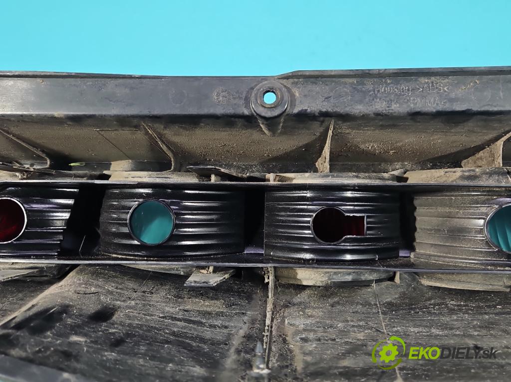 Mercedes Sprinter II 906 2006-  2.2 cdi 109 HP manual 80 kW 2148 cm3 5- svetlo / reflektor zadné pravé A9068200264 (Kľučka dverí ostatné)